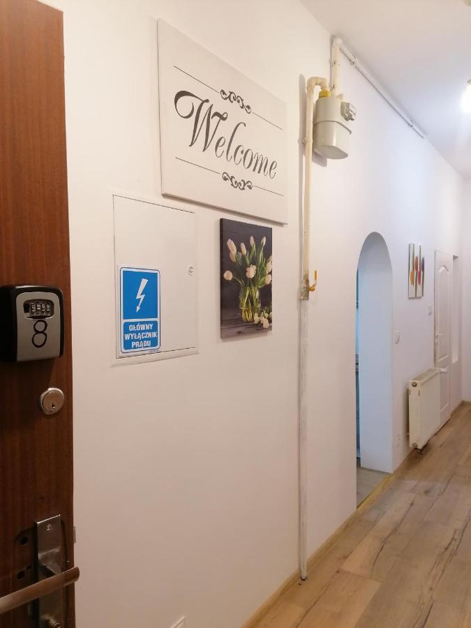 Hostel Tulip - Pokój 3 ze wspólną łazienką i kuchnią Szczecin Zewnętrze zdjęcie
