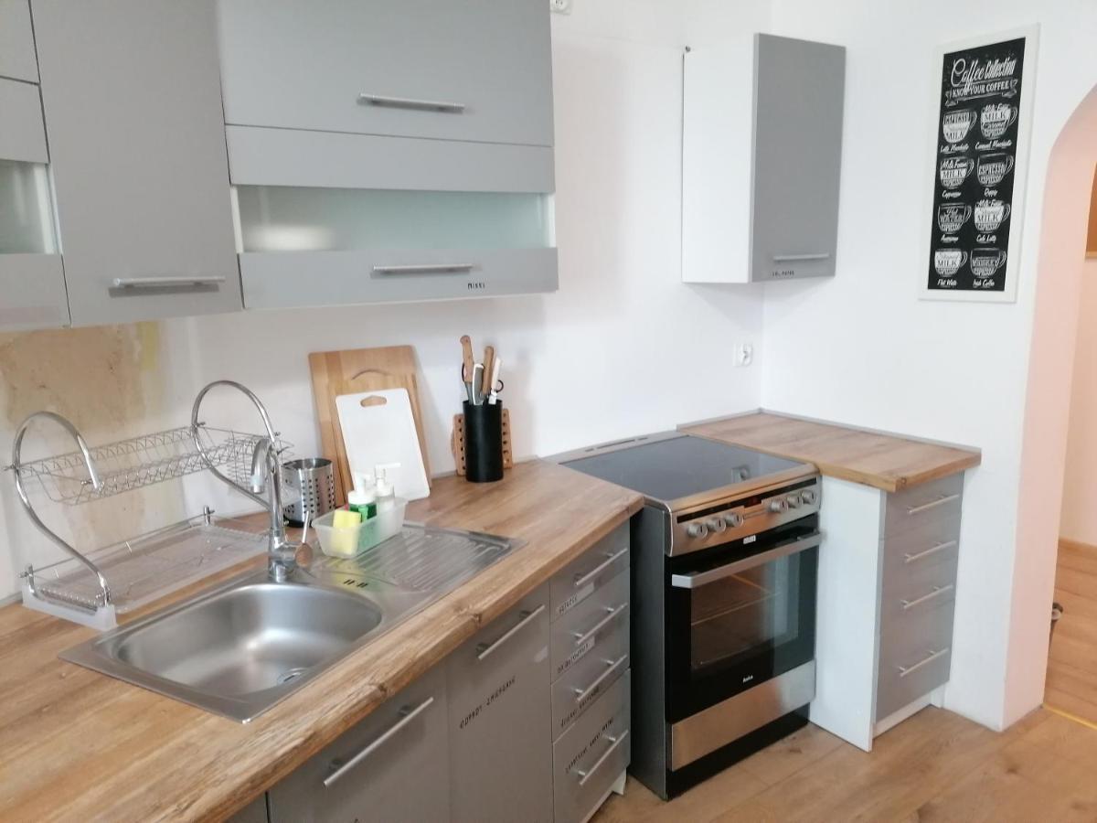 Hostel Tulip - Pokój 3 ze wspólną łazienką i kuchnią Szczecin Zewnętrze zdjęcie