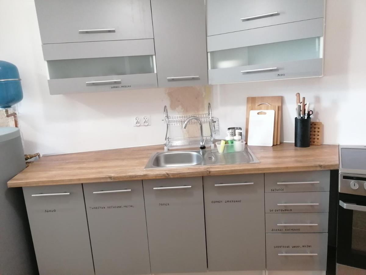 Hostel Tulip - Pokój 3 ze wspólną łazienką i kuchnią Szczecin Zewnętrze zdjęcie