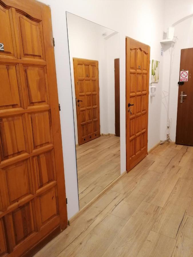 Hostel Tulip - Pokój 3 ze wspólną łazienką i kuchnią Szczecin Zewnętrze zdjęcie