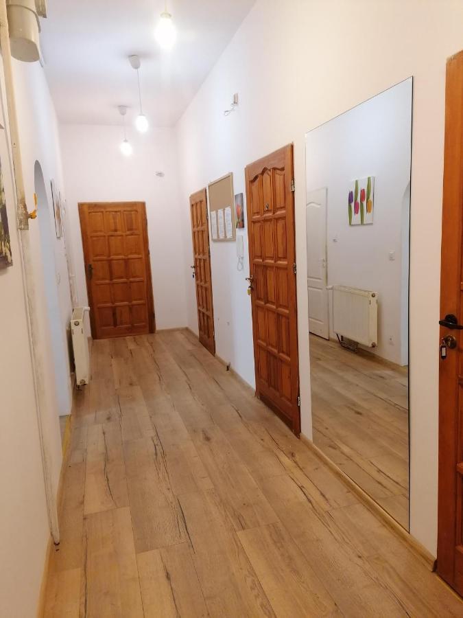 Hostel Tulip - Pokój 3 ze wspólną łazienką i kuchnią Szczecin Zewnętrze zdjęcie