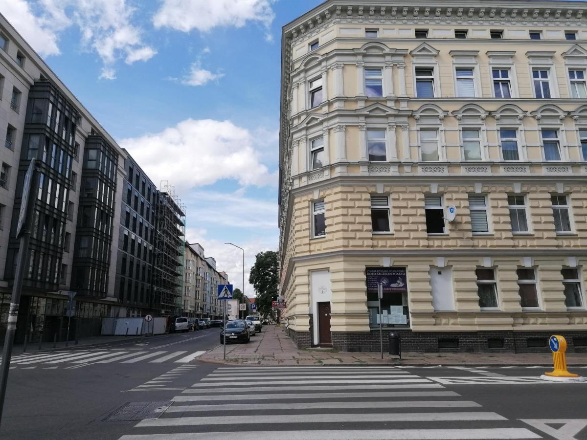 Hostel Tulip - Pokój 3 ze wspólną łazienką i kuchnią Szczecin Zewnętrze zdjęcie
